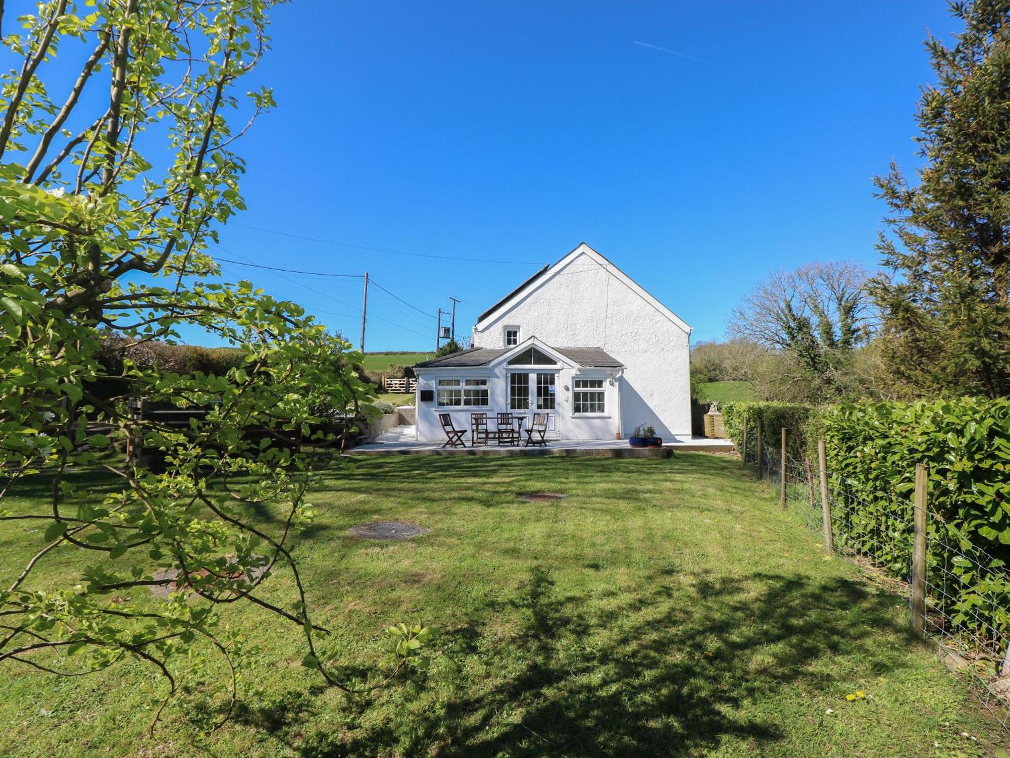 Little Bobbins Holiday home Saundersfoot